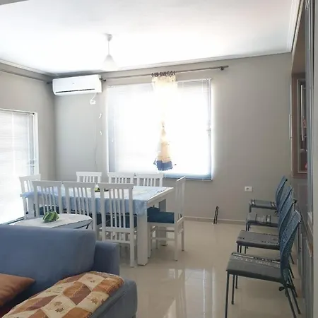 Apartment Luiza Sarande
