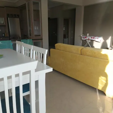 Luiza Apartment *